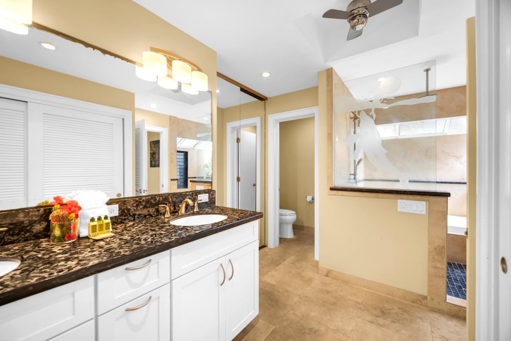 Kapalua Bay Villas Oceanfront KBM Resorts 2 Units, 2 Bedrooms Ml-3488