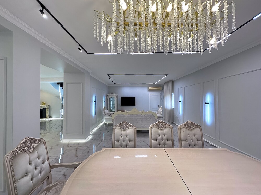 Central Vip Villa