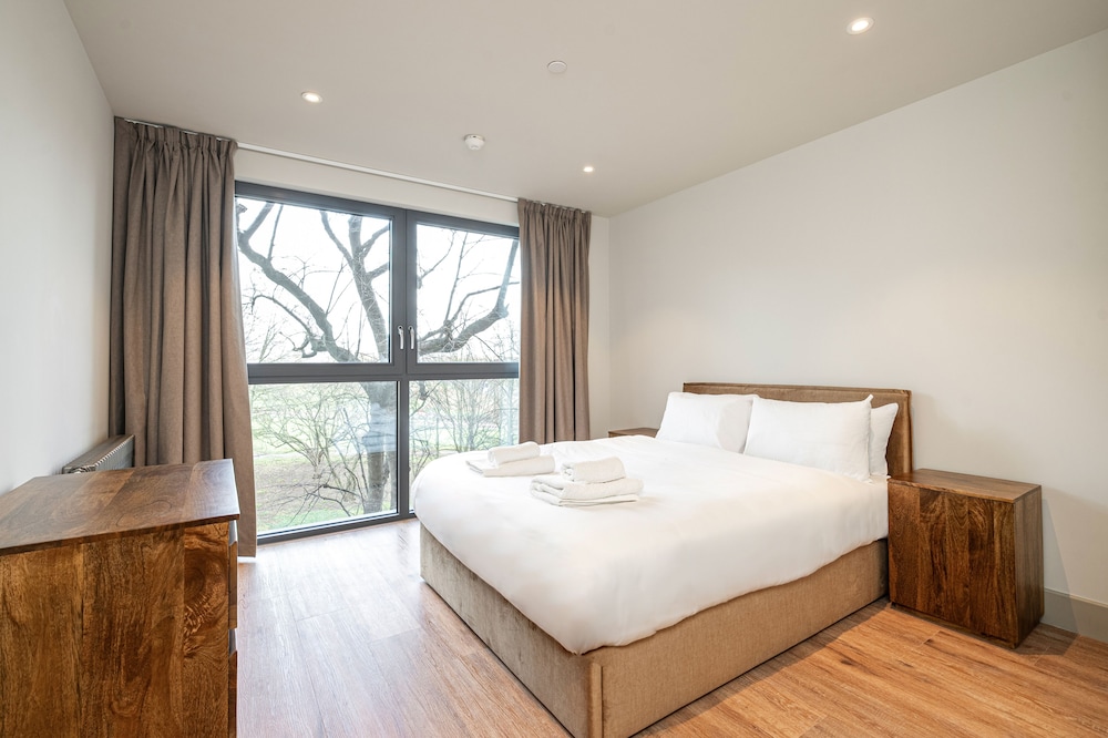 Smart North London Apartment