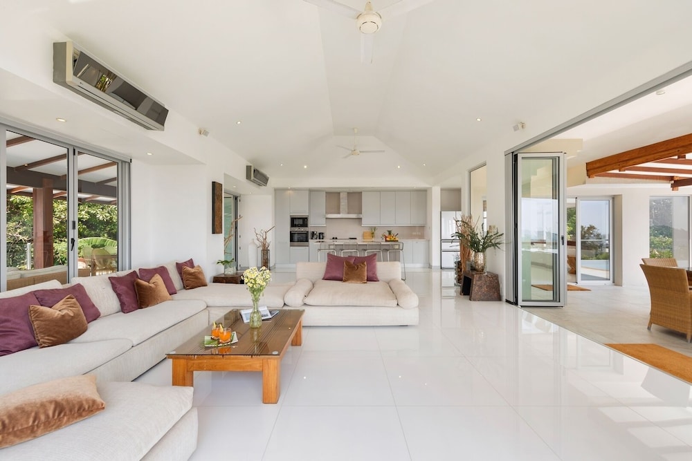 Samui Summit villa view 4