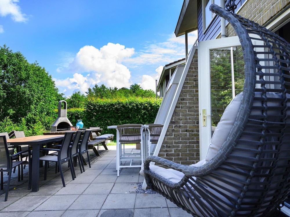 House in Vlagtwedde With Sauna and Hot Tub