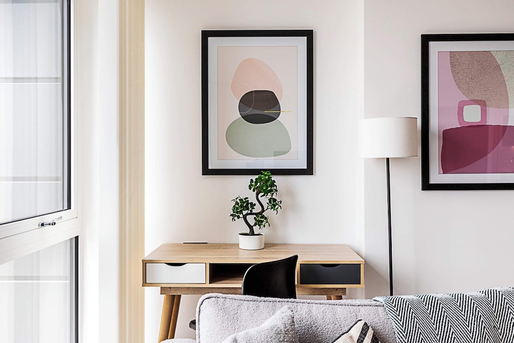 Contemporary Two Bedroom Apartment