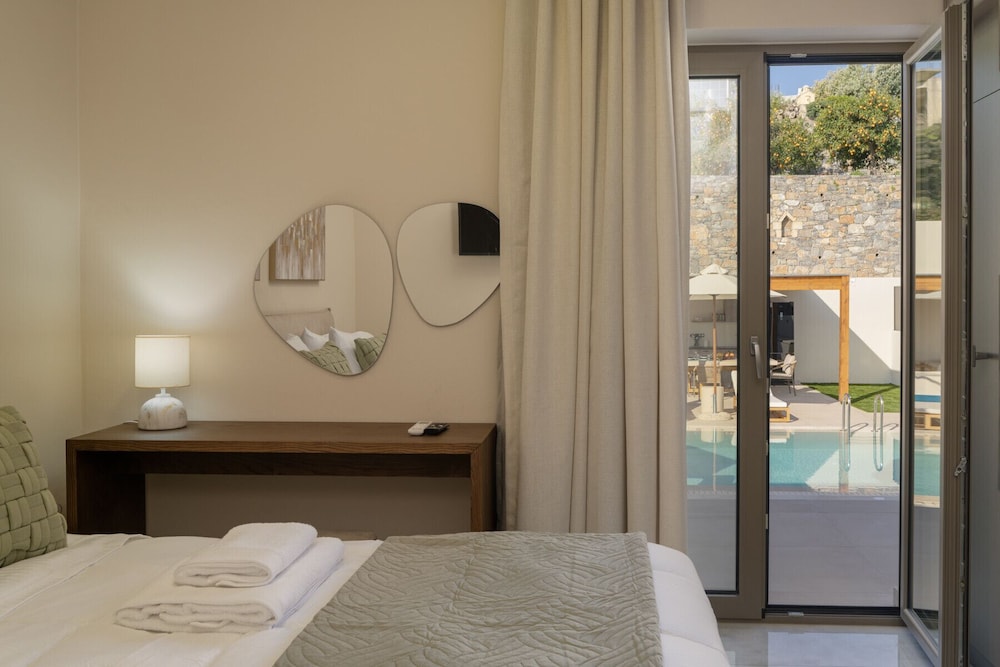 Elysian Villas - With 2 Private Pools