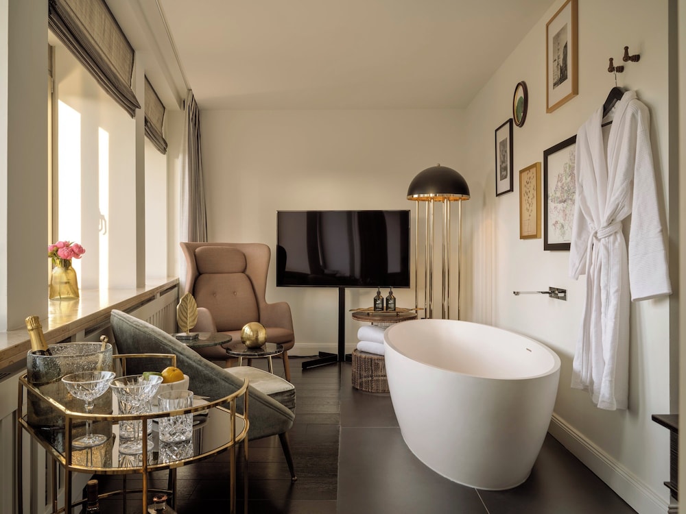 Hamburg Vacations - The Nikolai Hotel Hamburg, Leonardo Limited Edition - Property Image 33