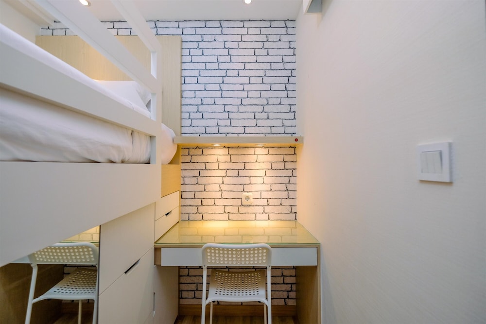 Nice and Comfortable 2BR at Podomoro Golf View Apartment