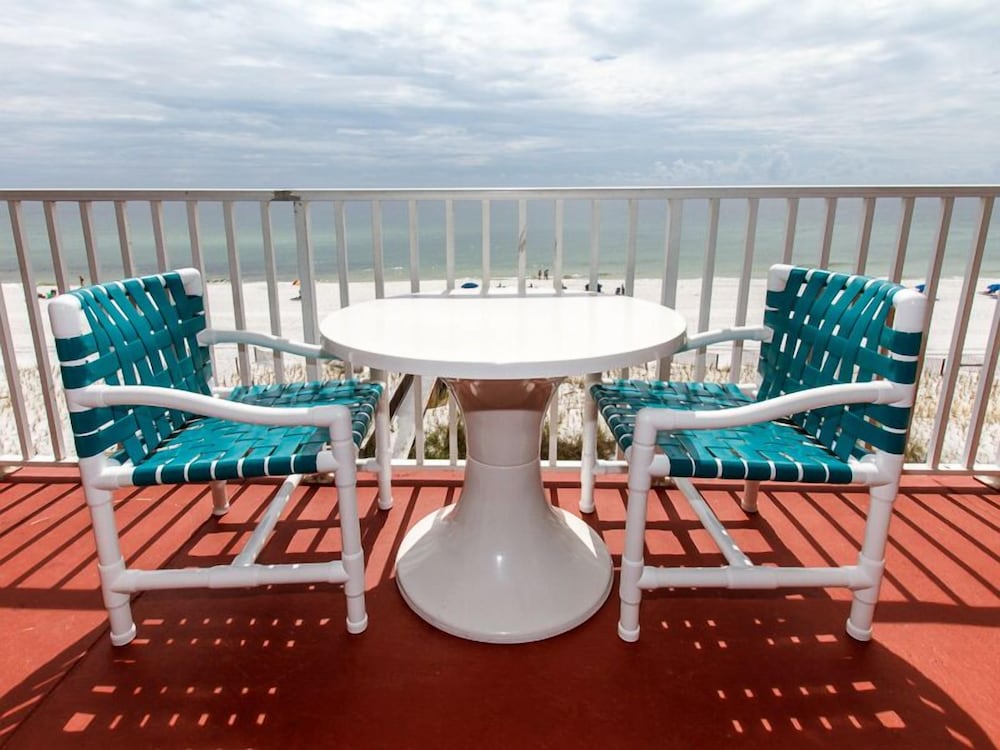 The Palms 405 by Brooks and Shorey Resorts