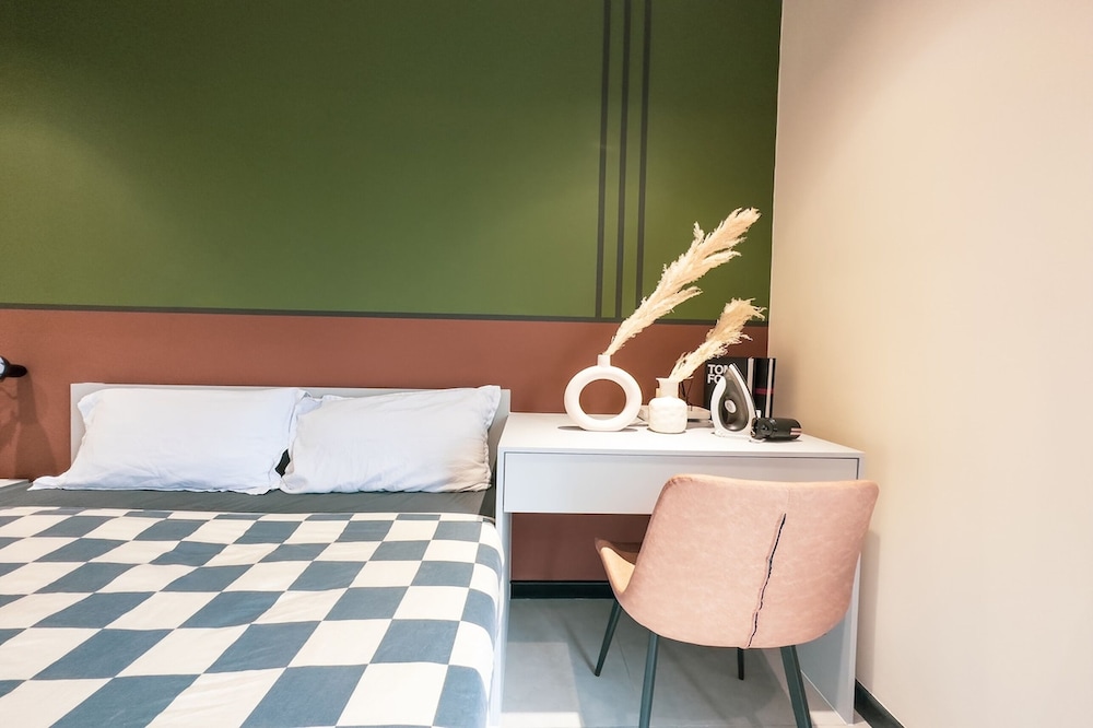 Neu Suites Horizon View Apartments