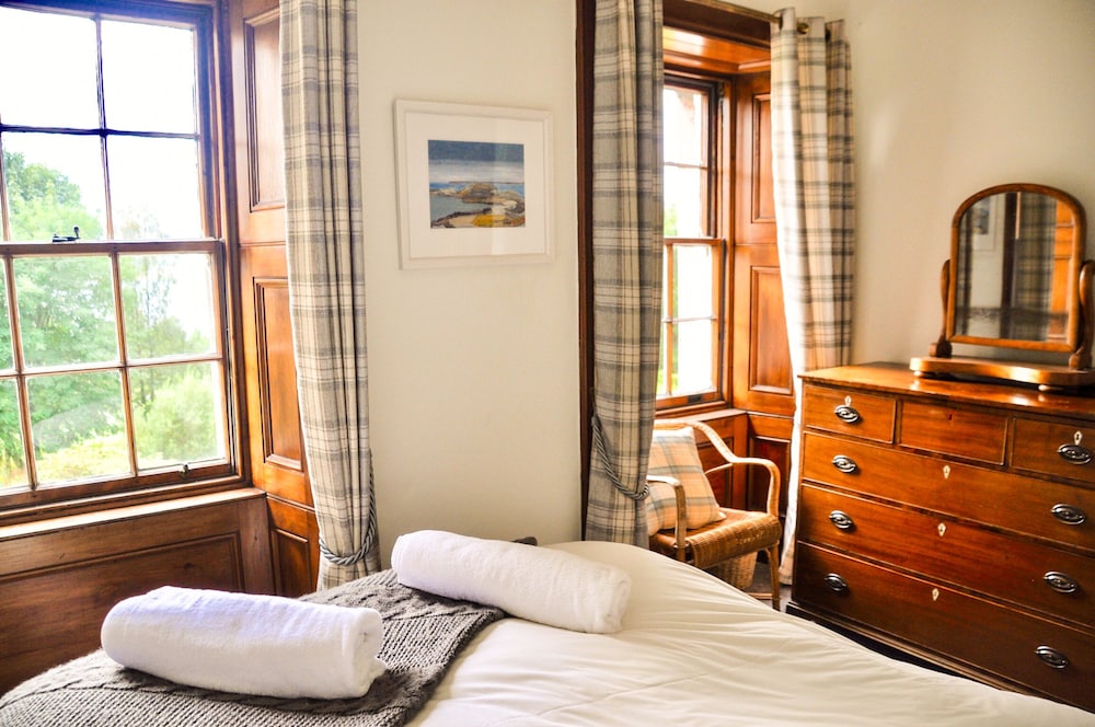 Old Kilmun House view 3