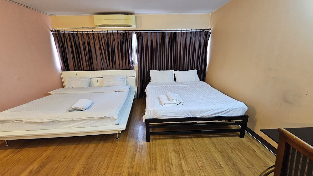 IMPACT Muang Thong Thani,daily rental room, Muang Thong Popular Condo C5