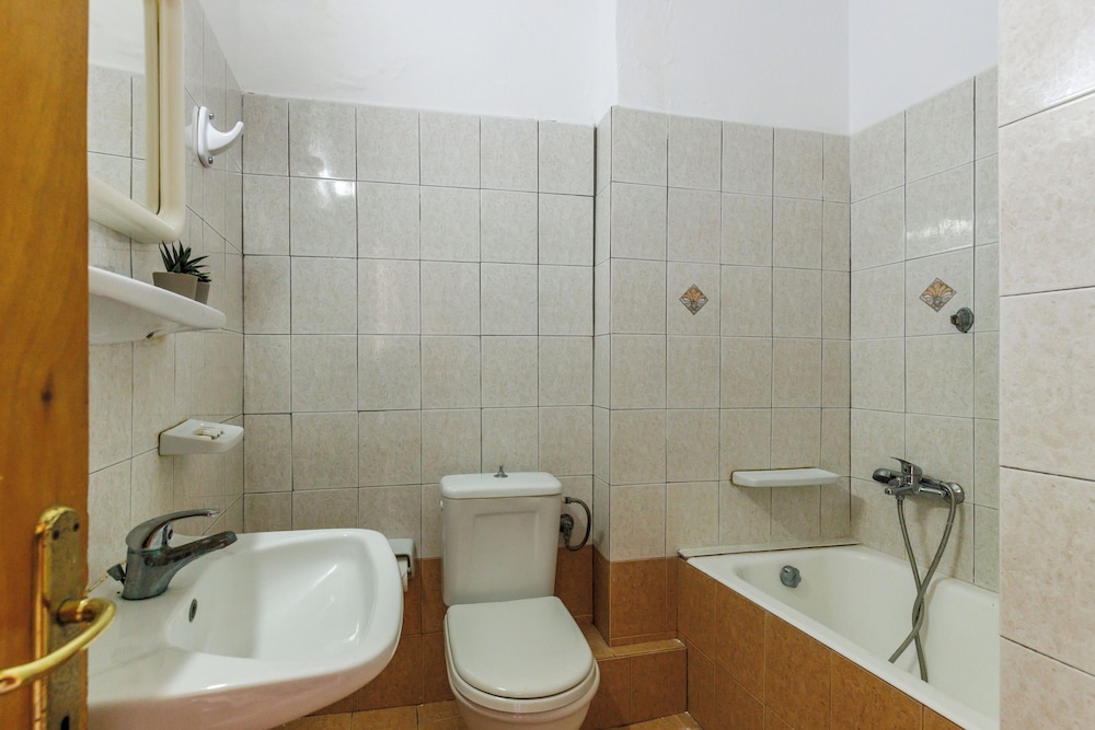 Lemonis Rooms