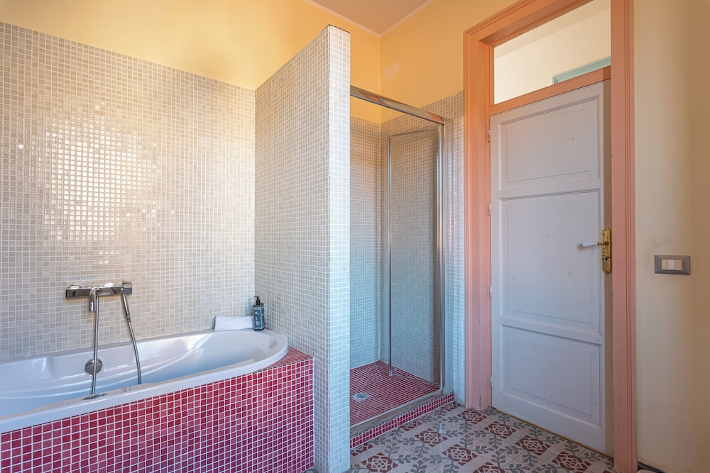Carlo Apartment with Terrace by Wonderful Italy