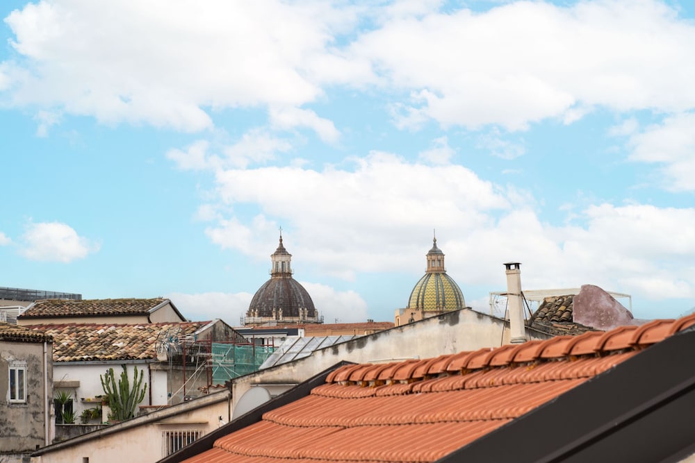 Suite Vucciria With Terrace by Wonderful Italy