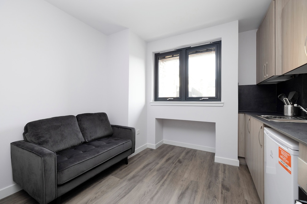 JOIVY Chic Studio near Holyrood Park