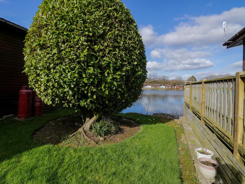Lakeside 20