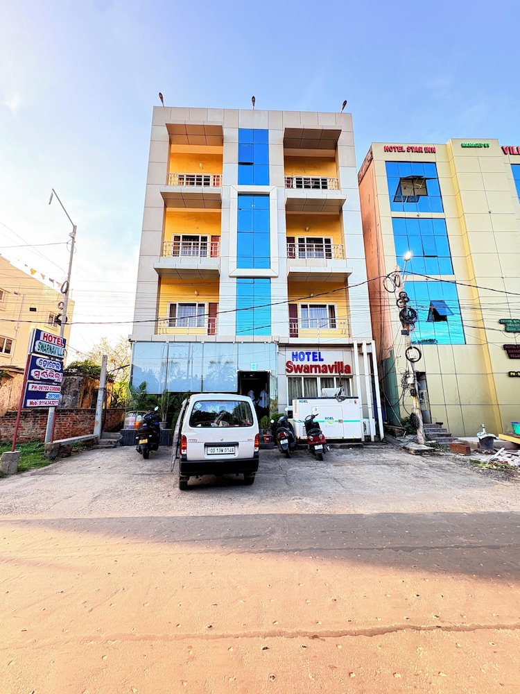 Swarna Villa puri Near Sea Beach