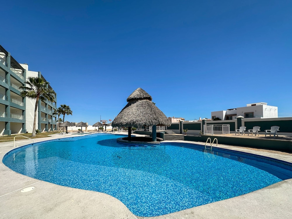 Amazing Location Close to it all Great Price