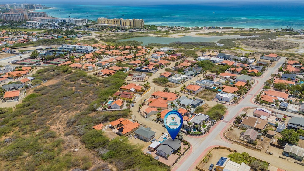 3br2ba Great Location Private Pool Amenities