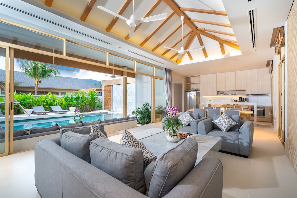 Himmapana Luxury Villas