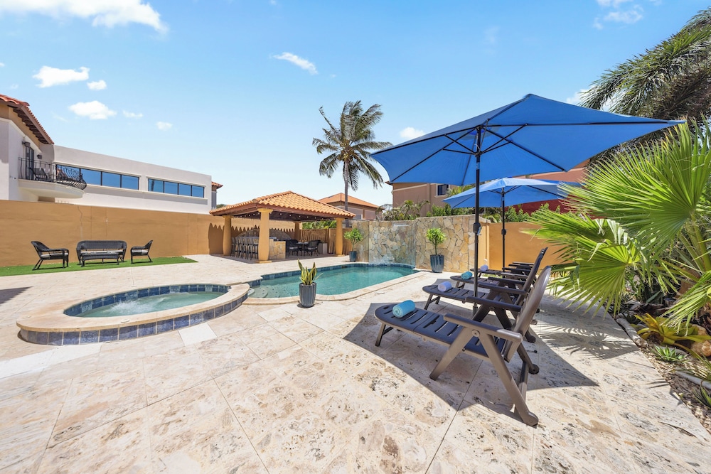 Gold Coast Aruba