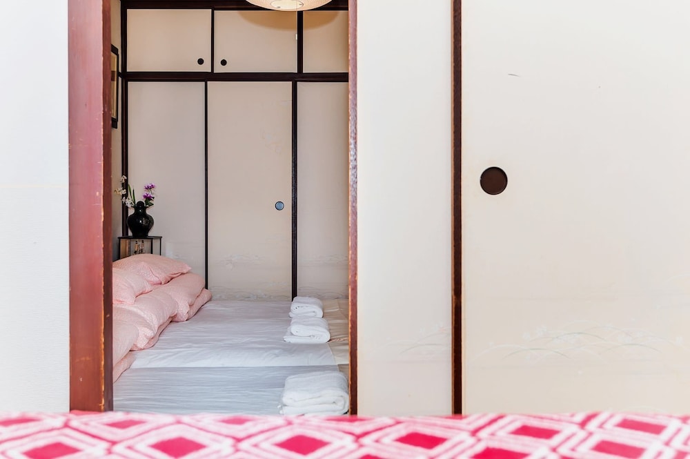 Namba Sunshine Apartment