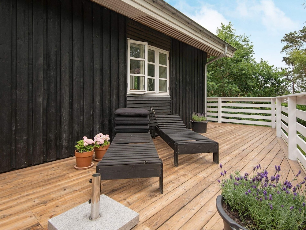 6 Person Holiday Home in Ebeltoft view 3