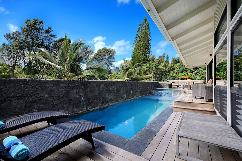 Kamalani Modern in Princeville
