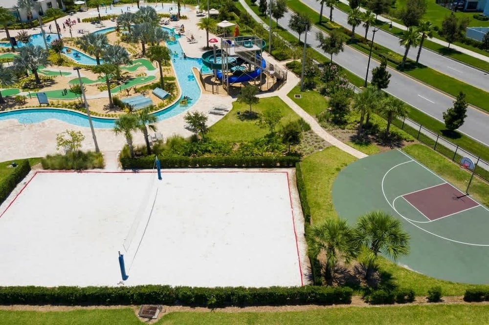 Lake View Resort Condo w Lazy River Near Disney