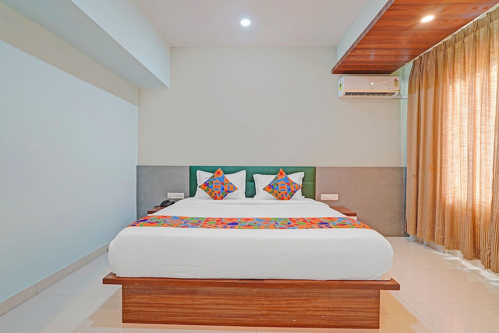 Fabhotel Mysore Gate