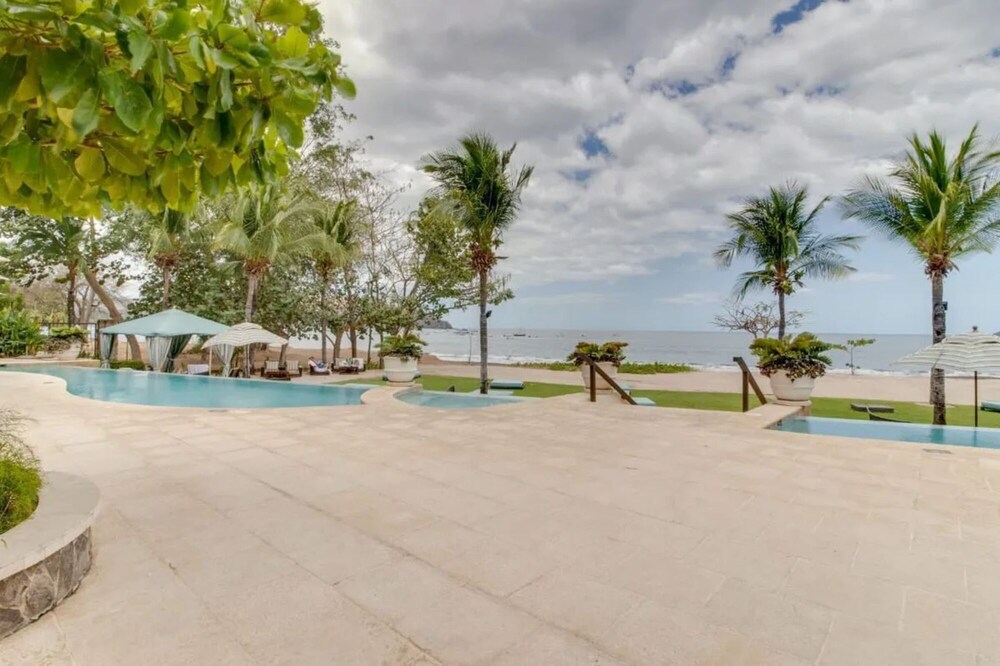 Elegant Condo in High-End Resort Community with Pool and Beach Club Access
