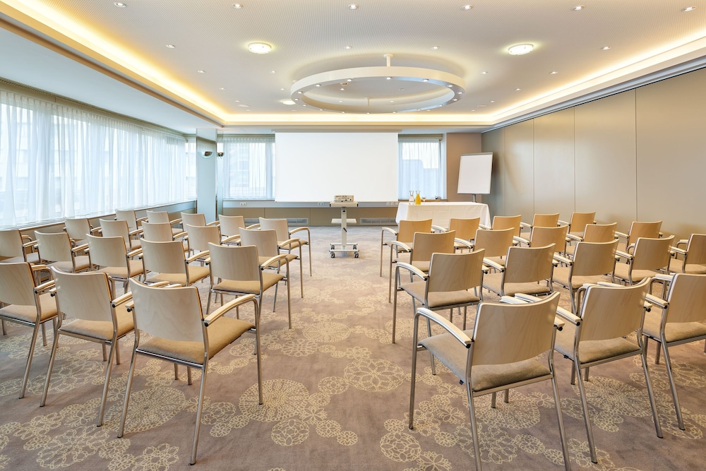 Linz Vacations - Hotel Schillerpark Linz, a member of Radisson Individuals - Property Image 17