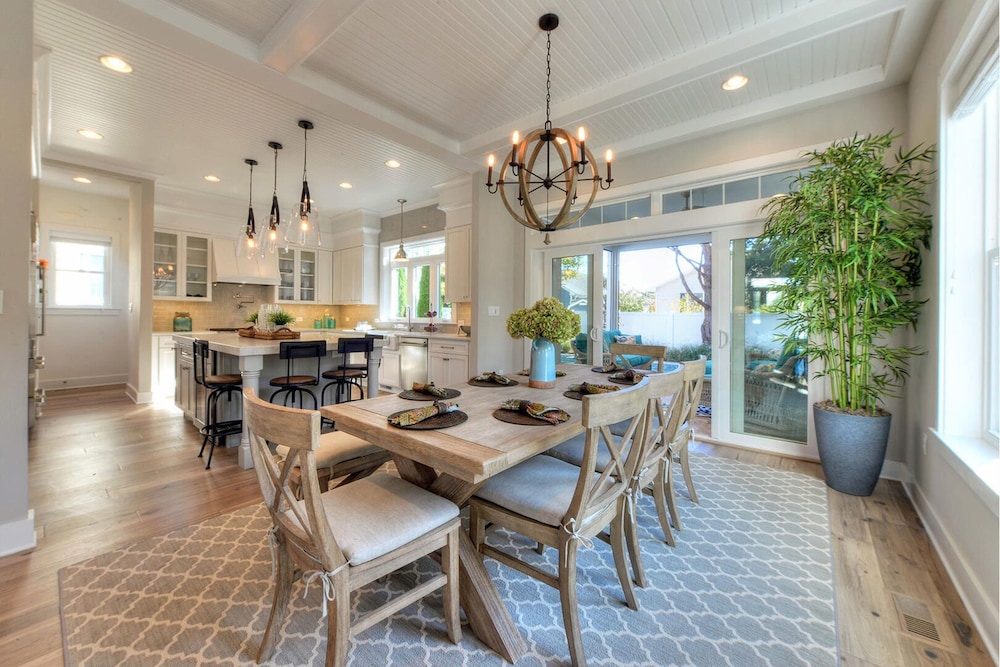 Laurel Street 306