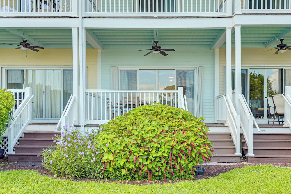 Oceanfront Duck Key Villa: 2 Marinas Steps Away!