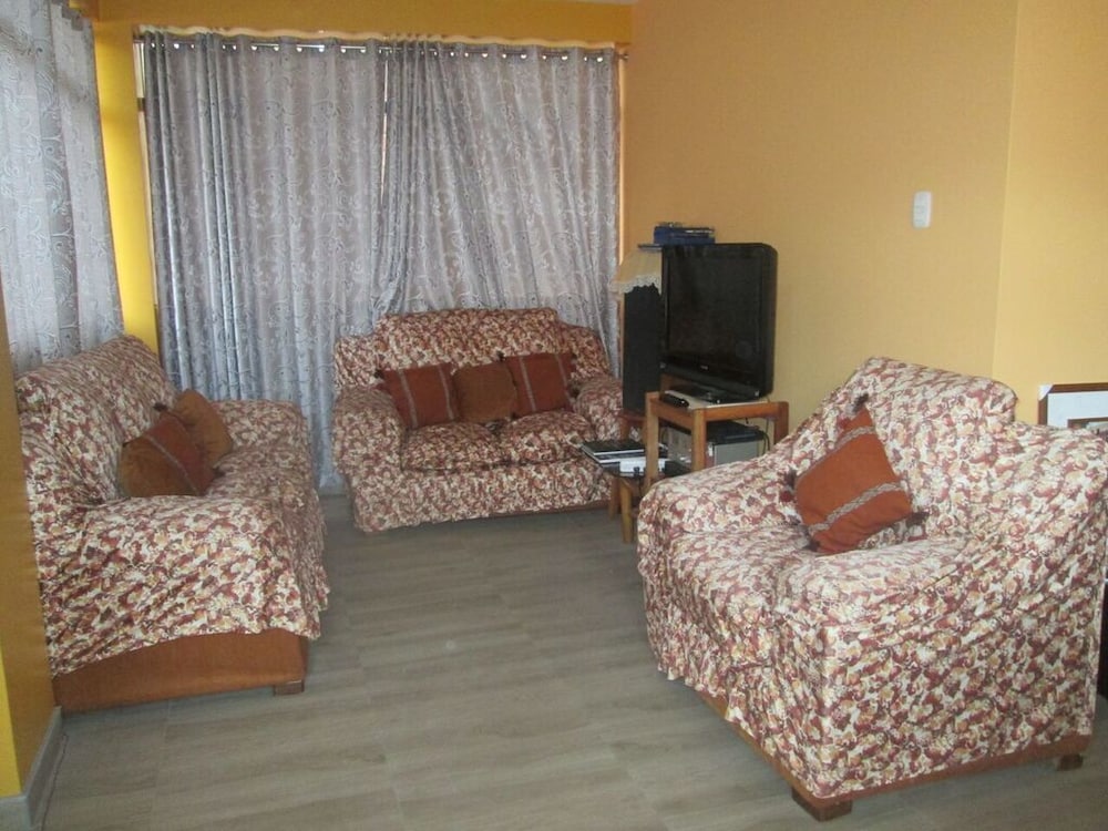 Maxi's House view 2