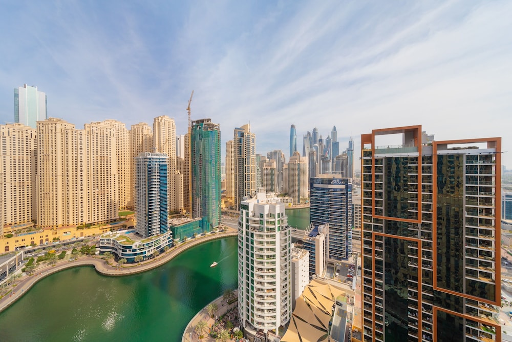 EDEN'S Homes & Villas - JW Marriott Marina Residences