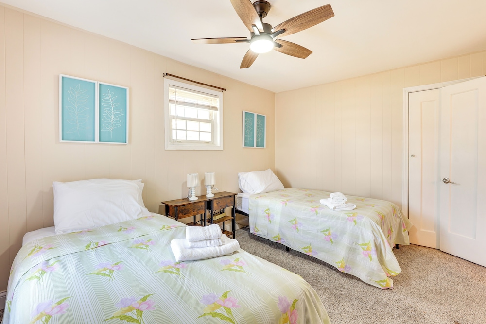 Quiet Home Base in the Heart of Boardman!