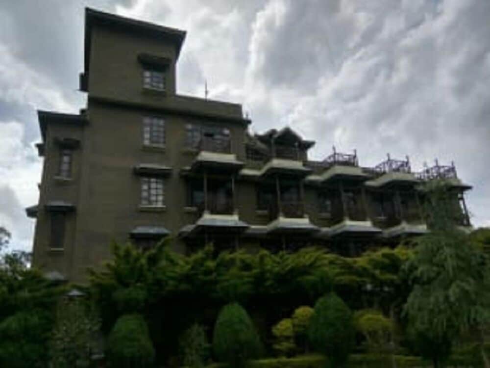 Blossoms Village Resort