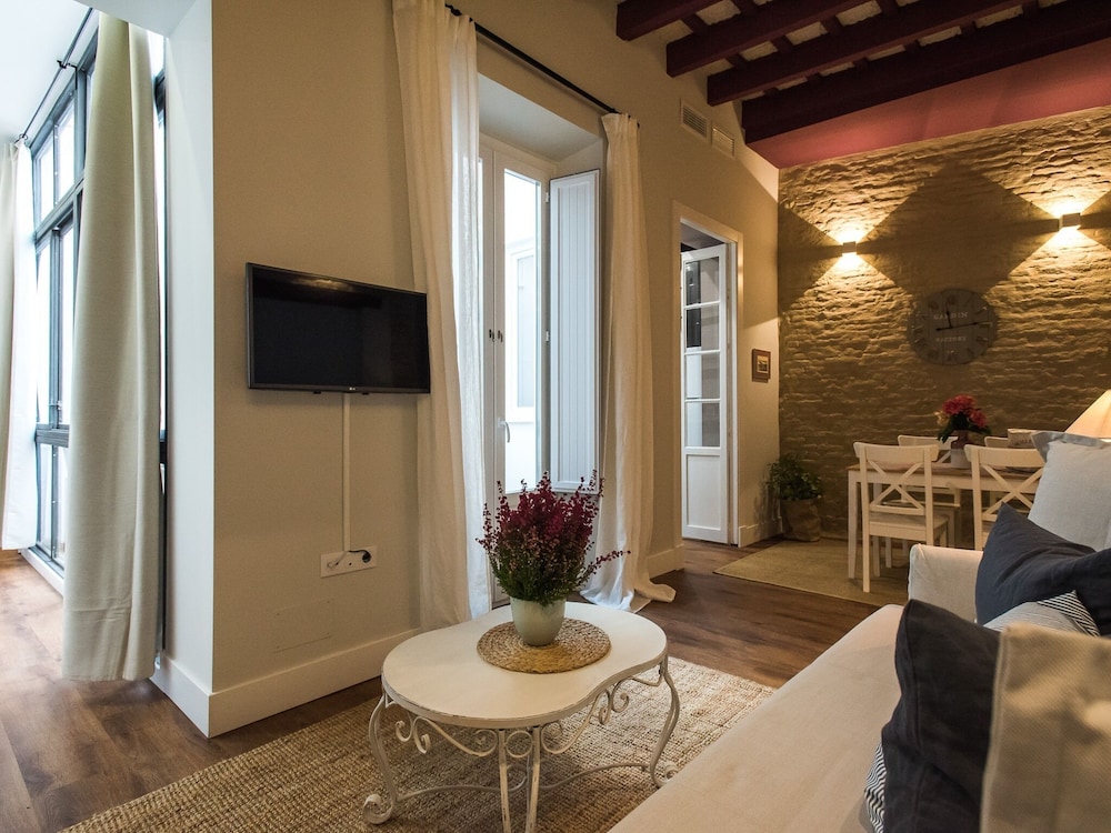 Boutike Apartments
