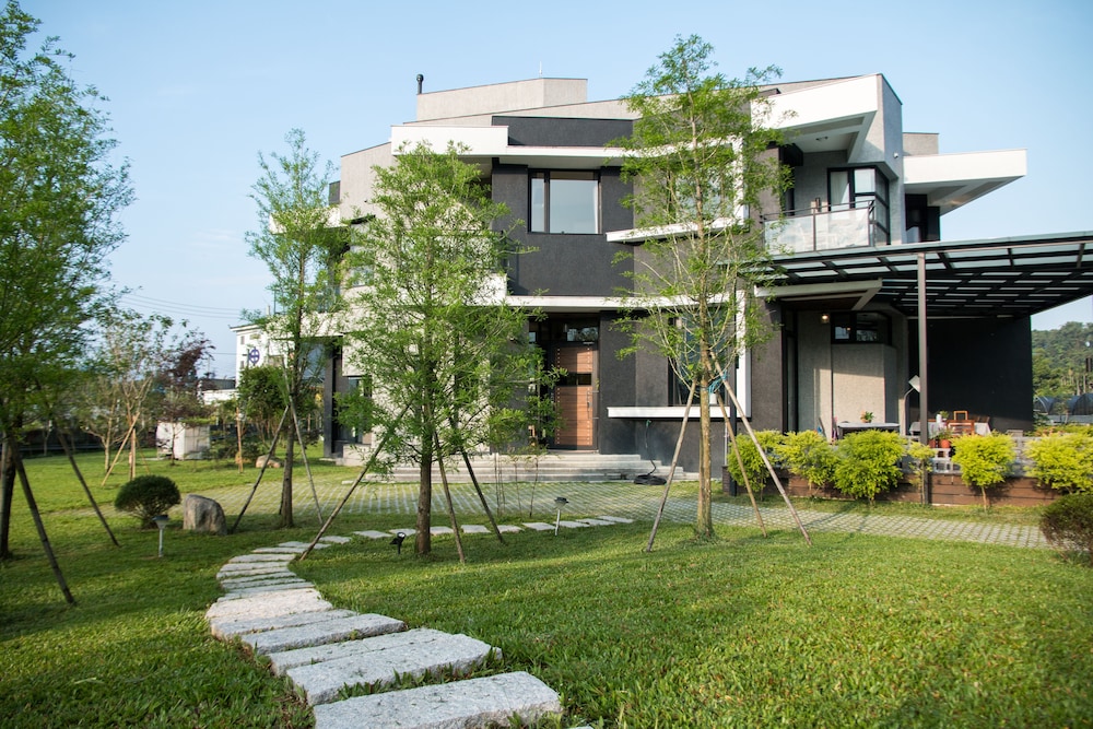 Chosenone Private Guest House