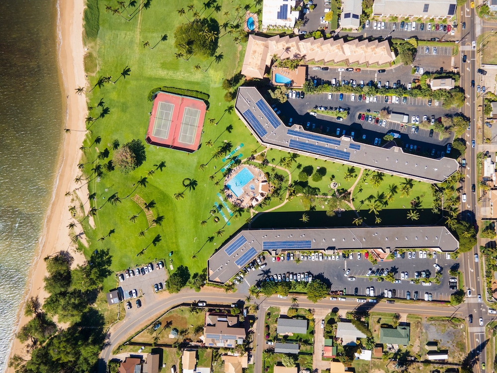 2BR/2BA Oceanfront Condo in Maui Sunset