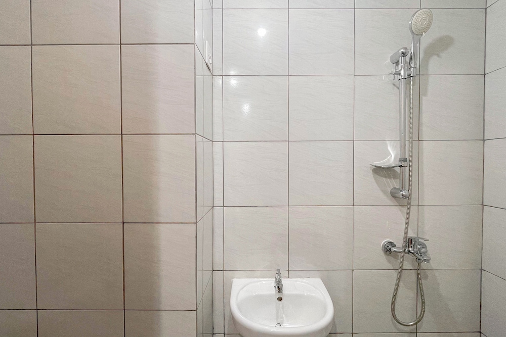 Affordable 1Br Combined (No Kitchen) Bandaraya - Tallasa City Makassar Apartment