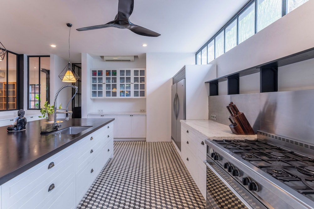 Bon Ton Villa By Betterplace
