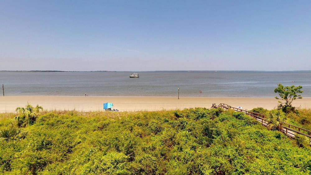 Bay View Villas 3 by Tybee Vacation Rentals