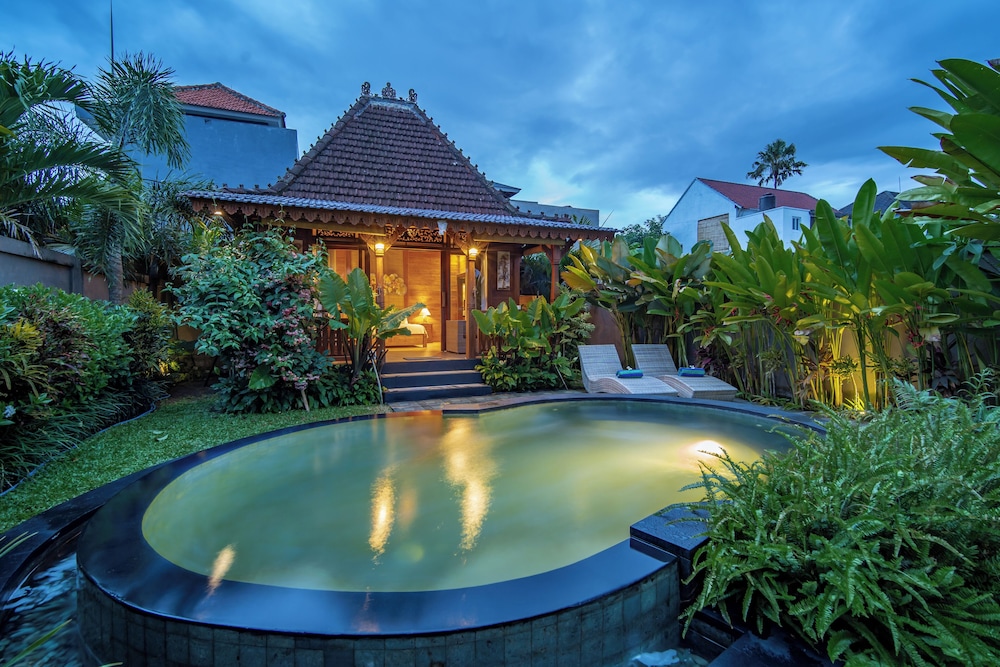 Pertiwi Uma Sari