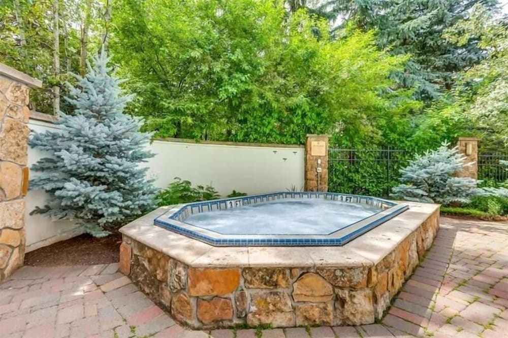 Vail Ski Resort - Luxury Condos