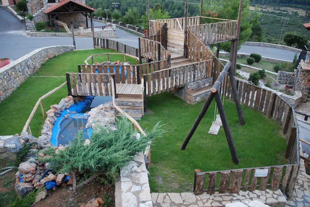 Menalia Villas & Suites