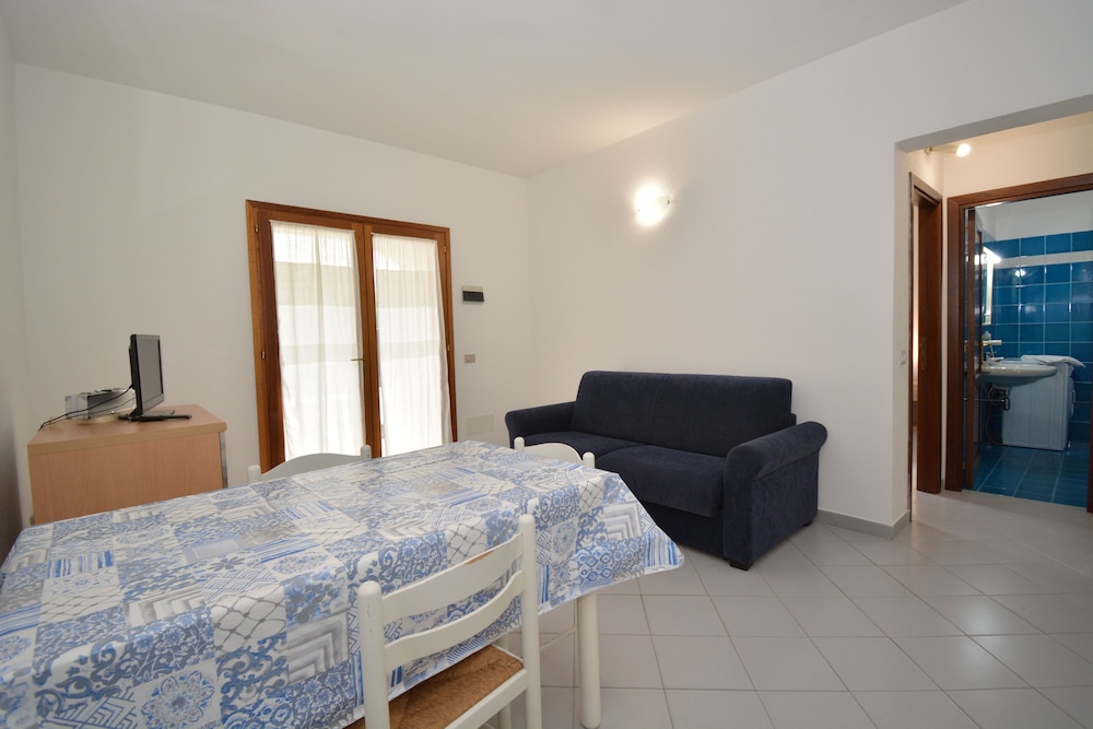 Coclearia Apartment