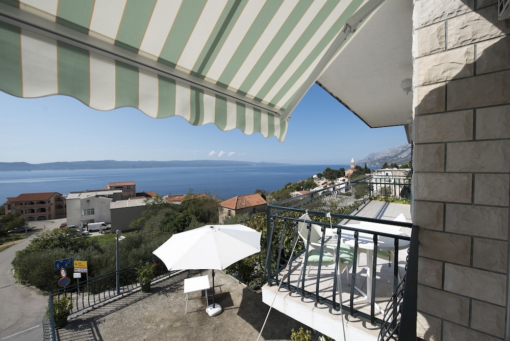 Robert - sea View - A2 view 5