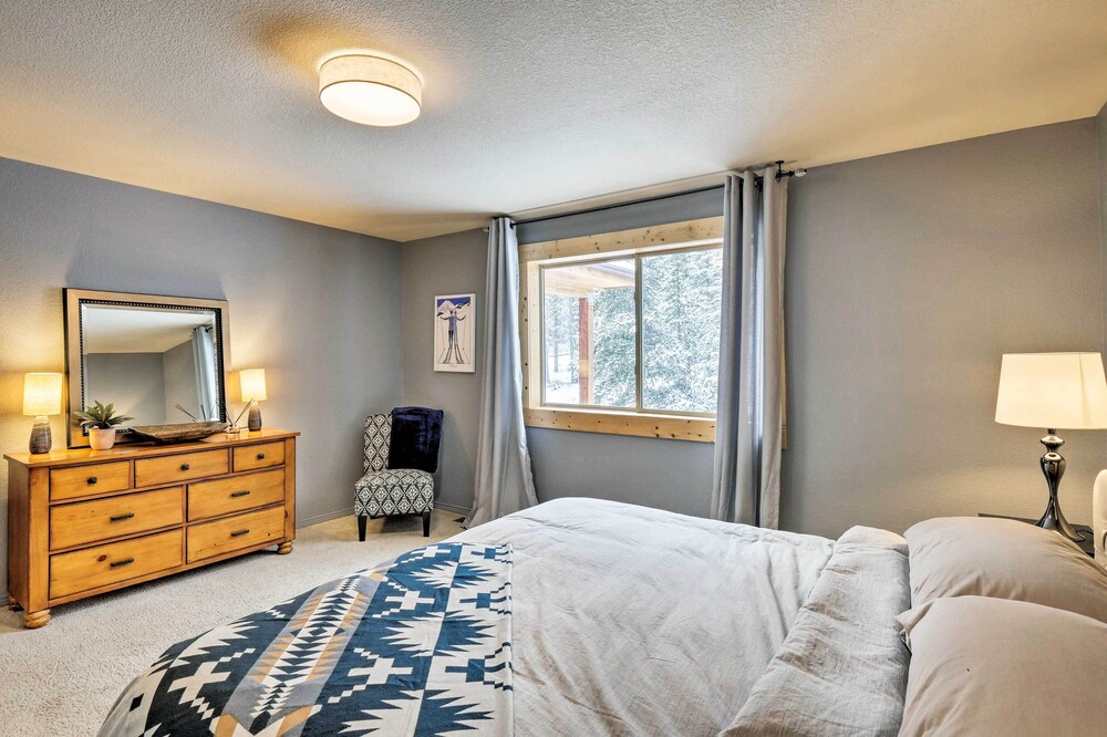 Secluded Alpine Home in Alma w/ Mountain Views! view 2