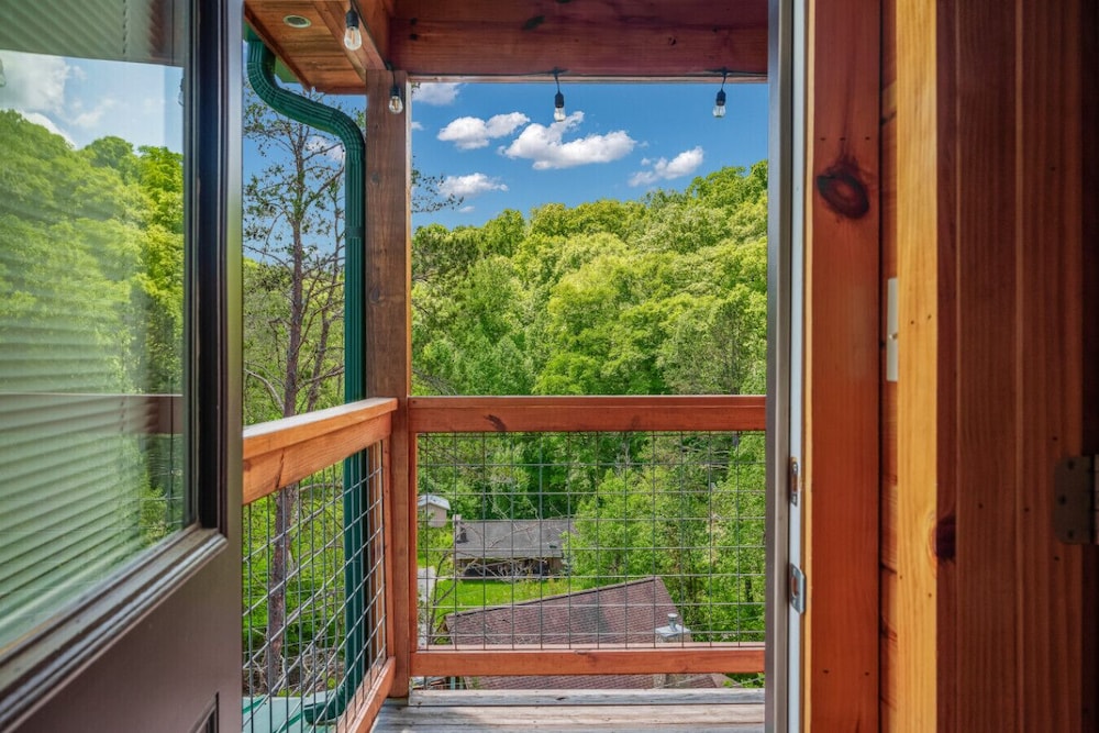 Smokies Couple Getaway