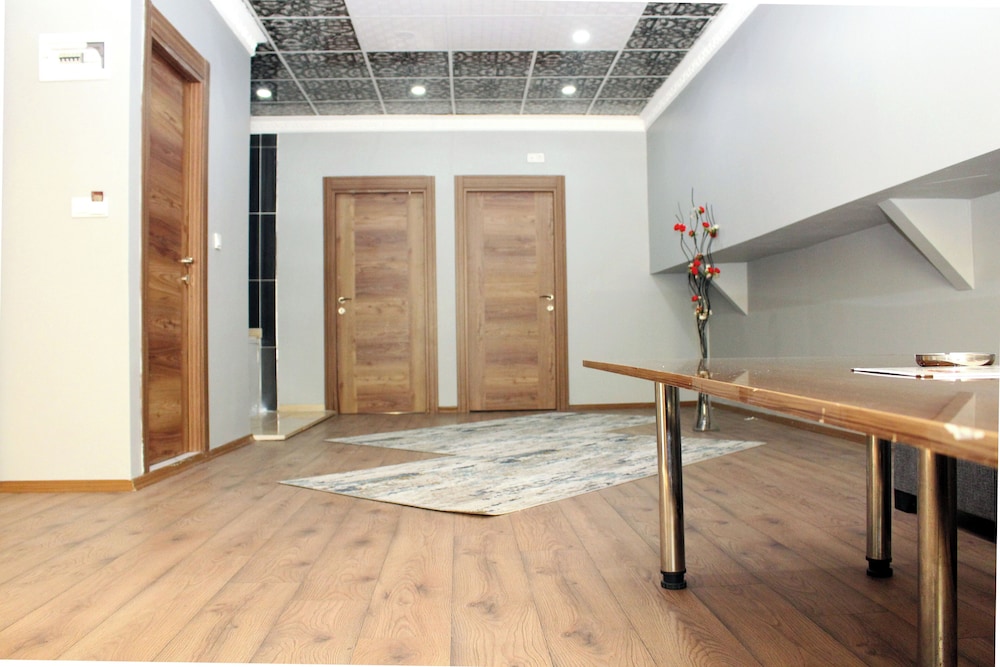 Big Life Otel - Image 94